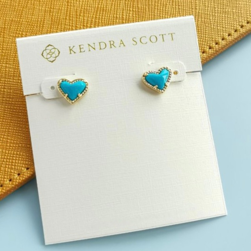 5⭐️KENDRA SCOTT Ari Gold Stud Earrings in Turquoise Magnesite - Picture 4 of 9